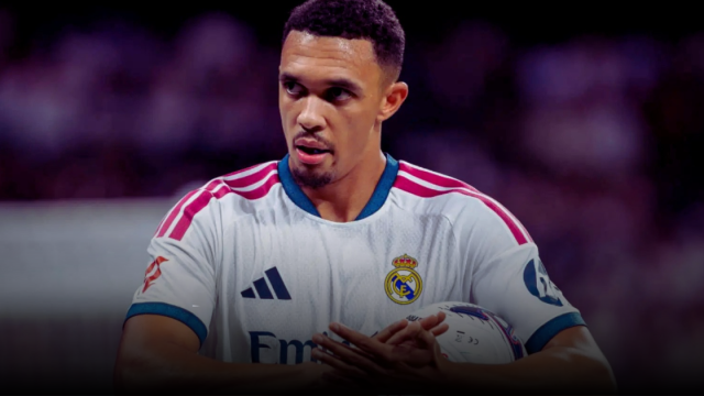 ترينت ألكسندر أرنولد أمام قرار صعب بين ريال مدريد وتشيلسي